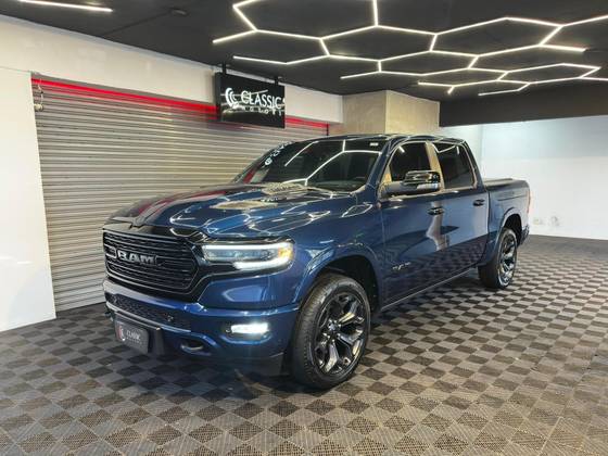 RAM 1500 5.7 V8 GASOLINA LIMITED NIGHT EDITION CD 4X4 AUTOMÁTICO